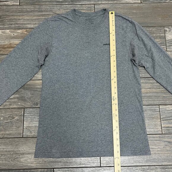 Patagonia Shirt Men's Small Gray Mountain Range Organic Cotton USA Made 2015 - Picture 9 of 16